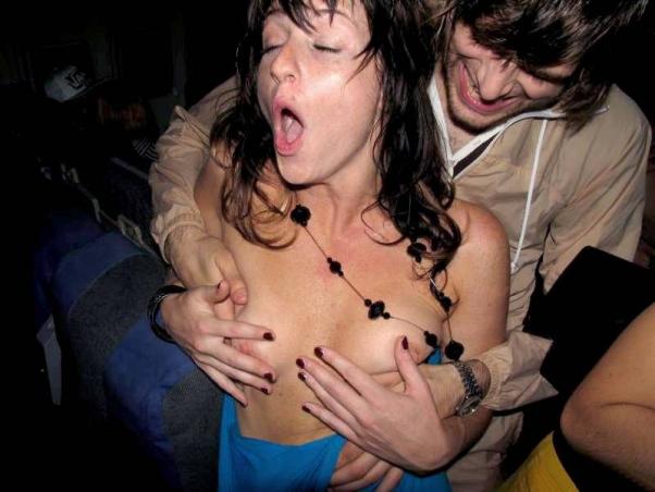 Пьяные девушки отжигают на вечеринках, вечеринки