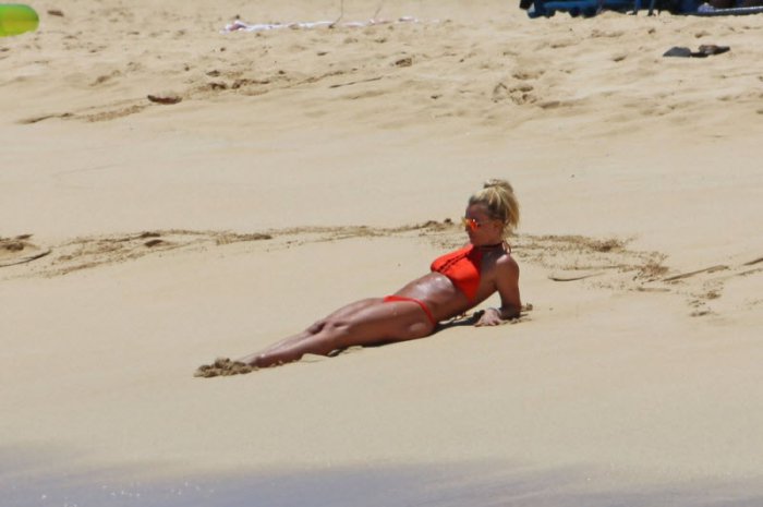 Бритни Спирс на пляже 